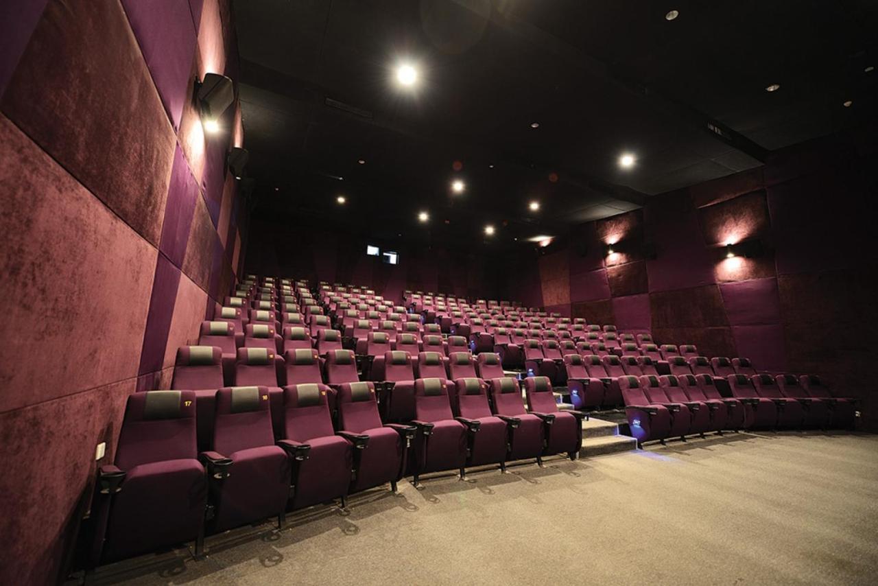 דילי Timor Plaza Hotel & Apartments מראה חיצוני תמונה