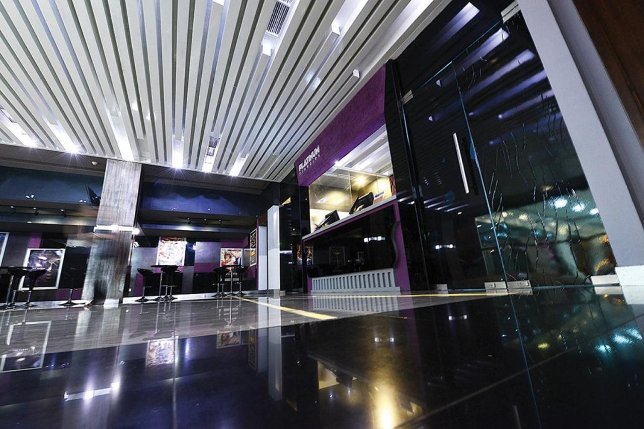 דילי Timor Plaza Hotel & Apartments מראה חיצוני תמונה
