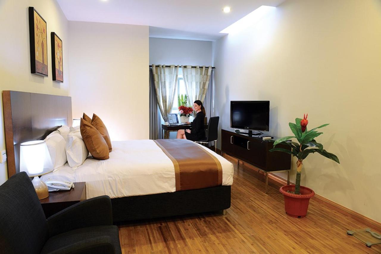 דילי Timor Plaza Hotel & Apartments מראה חיצוני תמונה