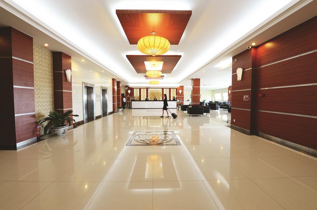 דילי Timor Plaza Hotel & Apartments מראה חיצוני תמונה